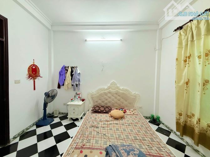 6.4 TỶ – 24M2 – 4 TẦNG – SÂN RỘNG – TÂN MAI – NGUYỄN CHÍNH - 5