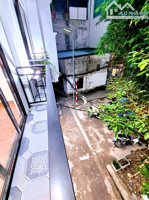 6.4 TỶ – 24M2 – 4 TẦNG – SÂN RỘNG – TÂN MAI – NGUYỄN CHÍNH - 8