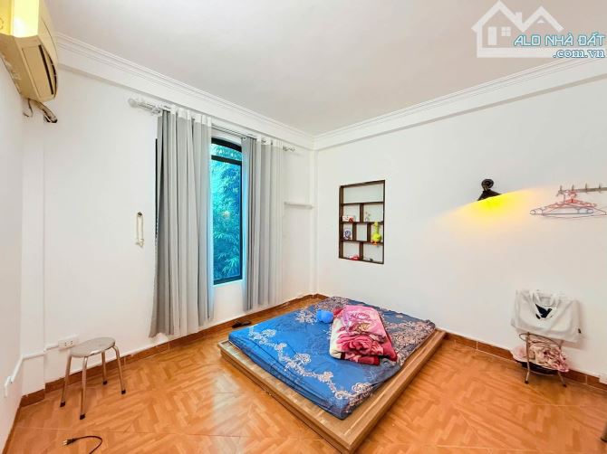 6.4 TỶ – 24M2 – 4 TẦNG – SÂN RỘNG – TÂN MAI – NGUYỄN CHÍNH - 9