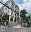 Bán nhà mới xây ngay mặt tiền TL16 Quận 12. DTSD 250m2 , sổ hồng trao tay, vào ờ ngay.