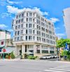 CHO THUÊ KHÁCH SẠN GÓC 2MT Bạch Đằng KS Q Tân Bình, Giá; 250 Triệu 27 P Fui Nội Thất.