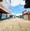 LÔ ĐẤT ĐẸP HẺM 50 ĐỒNG KHỞI -DT: 5x16m (TT 17,5m) -Hướng :đông  -Giá: 3 tỷ 400 triệu
