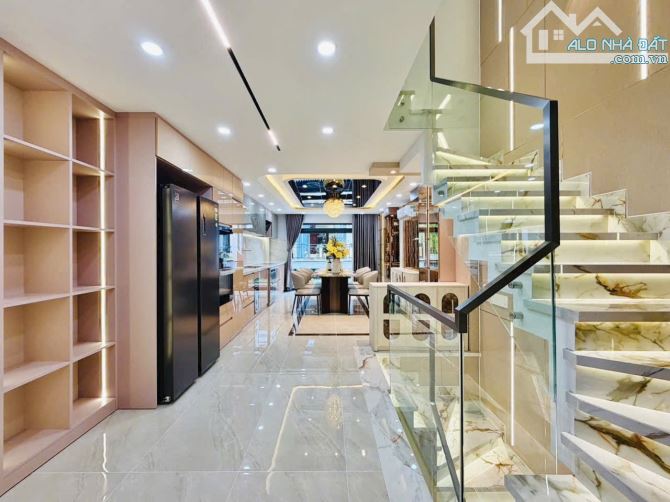 XOAY VỐN BÁN NHANH NHÀ NGUYỄN TIỂU LA, QUẬN 10. GIÁ:4,36Tỷ/5x12,7m. 4LẦU. SỔ HỒNG RIÊNG 5
