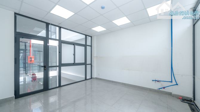 CHO THUÊ TÒA NHÀ 2 MẶT TIỀN ĐƯỜNG LÝ THƯỜNG KIỆT - ĐỐI DIỆN NHÀ THI ĐẤU PHÚ THỌ 5