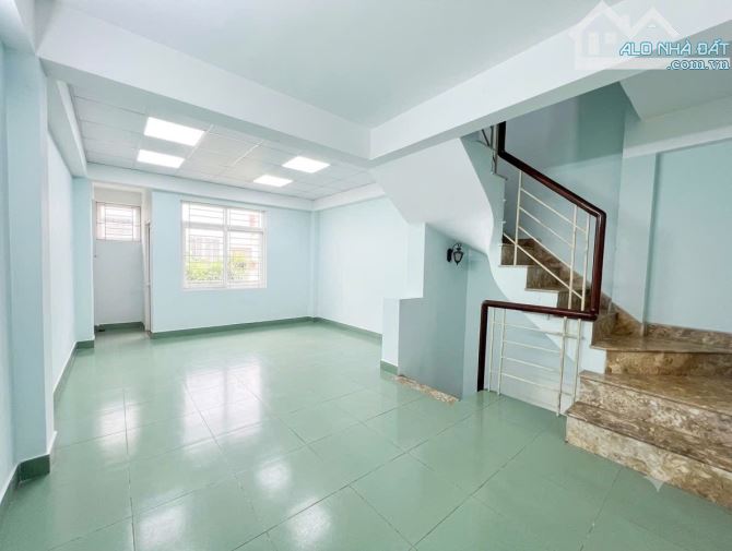 Cho Thuê Nhà Mặt Tiền Nguyễn Thiện Thuật Tân Lập Nha Trang - 1