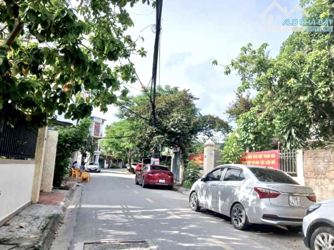 Cần bán gấp Lô đất gần Aeon Mall 60m2 - 2tỷ49 - 1