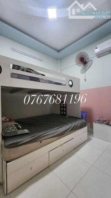 Bán nhà NGAY KHU VỰC CHỢ BÌNH CHÁNH đang cho thuê 9tr/tháng 4