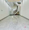Cho thuê nhà 1 trệt 2 lầu mới, mặt tiền đường lớn KDC Bửu Long 3