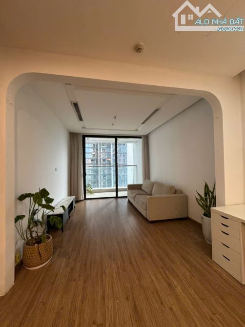 Cho thuê CC METROPOLIS Liễu Giai, 100M2, 3PN đối diện KS DAEWOO 4
