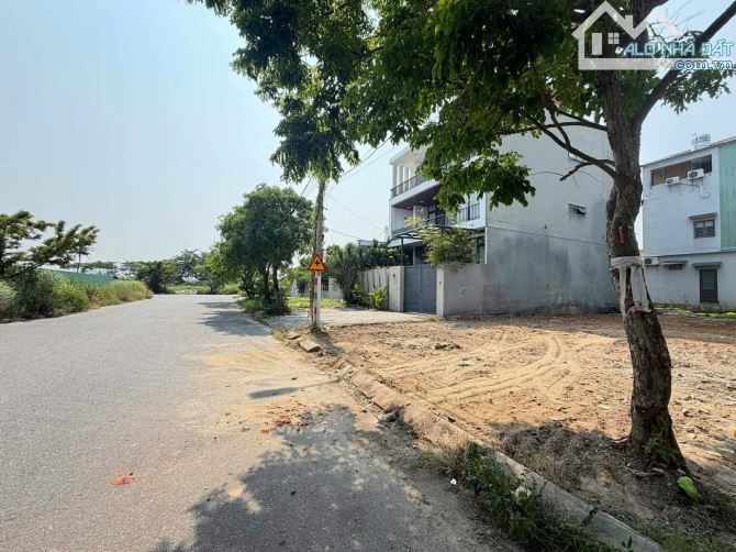Bán Đất GPXD 8 tầng đường VŨ MỘNG NGUYÊN - GẦN BIỂN