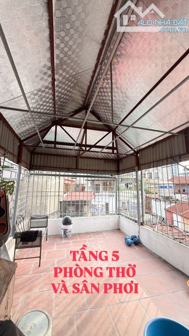 Cho thuê nhà 5 tầng,7 ngủ,4 vệ sinh, đủ đồ cơ bản Ngõ Thịnh Quang,Đống Đa