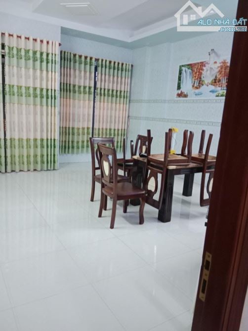 BÁN NHÀ 2 MẶT TIỀN KÊNH TIÊU - PHAN VĂN HỚN - HÓC MÔN 👉Chủ giảm 1.2 🧄 👉5x22m - 3 Tầng Đ - 3