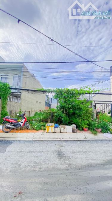 Bán đất thổ cư 236 m2  hẻm Lò Mổ 10 tỷ