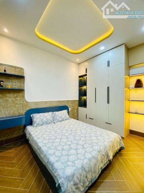 🍍 GẤP GIẢM 600tr - HẺM XE HƠI THÔNG - 4 TẦNG BTCT - 4PN - NGANG KHỦNG 9.5M - 48M2 - 5.99 3