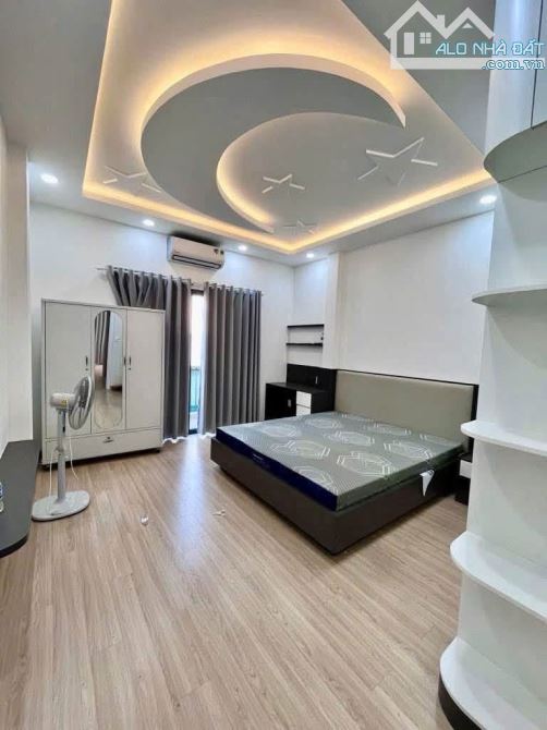 CHỊU LỖ, BÁN NHÀ NGAY TÔ HIẾN THÀNH, QUẬN 10. CHỈ 3 TỶ 950/60m2. PHÁP LÝ CHUẨN!!! 5