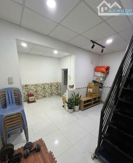 🏠42m2 - Cạnh mặt tiền đường - 2 Tầng - Đường số 14 Phước Bình🏠