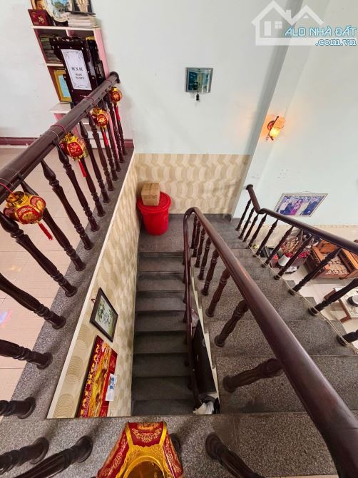 NHÀ MẶT TIỀN NAM THỌ 1 - SÁT BIỂN MÂN THÁI - 100M2 - 2 TẦNG - RẺ NHẤT KHU - 8,4 TỶ 2