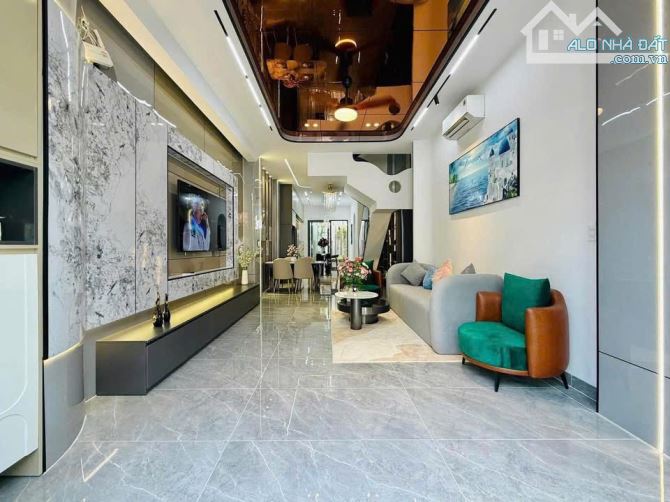 Cần bán nhanh căn nhà ngay đường Bắc Hải - Hoà Hưng - Giá: 4,35 Tỷ/70m2 (5x14) - Thuê 35TR 4