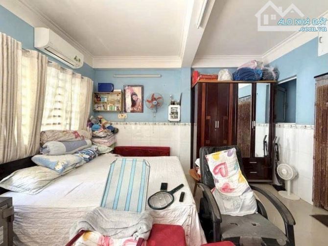 Siêu phẩm CMT8, Quận 3 diện tích hơn 85m2 cần tìm chủ mới. Chốt giá 4Tỷ880 bao ra sổ 4