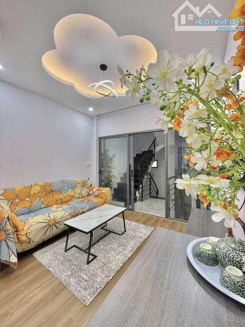 CHỈ VỚI 5 TỶ 200 TRIỆU SỞ HỮU NGAY CĂN NHÀ 65M2 NẰM NGAY TRUNG TÂM QUẬN 3 - ĐƯỜNG KỲ ĐỒNG! 4