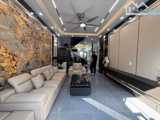 Bán nhà gần trường ĐH Hải Phòng 3