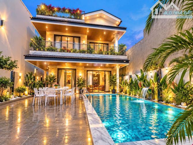Siêu phẩm VILLAS LUXURY - 2 Tầng 365 m2 - ngang 10 📍 Sát Cầu rồng - Giá 37,5 TỶ
