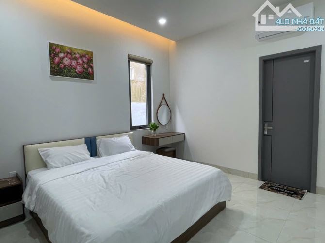 Siêu phẩm VILLAS LUXURY - 2 Tầng 365 m2 - ngang 10 📍 Sát Cầu rồng - Giá 37,5 TỶ 2