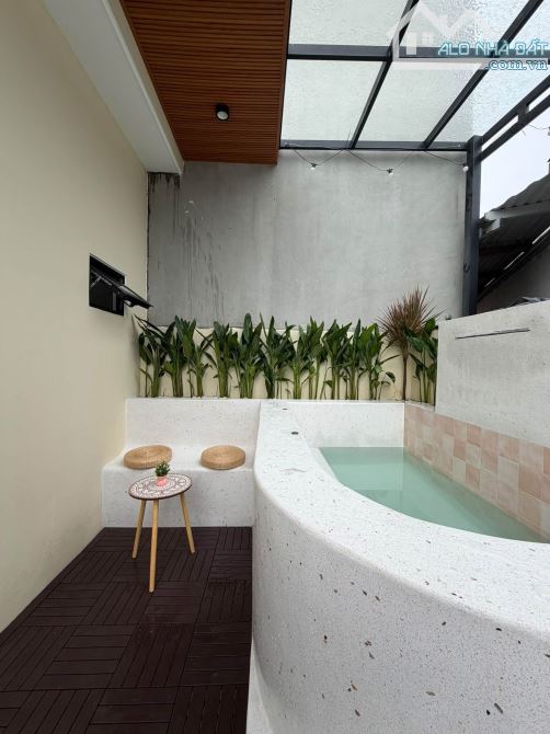 🔥 NHÀ 3 TẦNG – BỒN SỤC JACCUZI SÂN THƯỢNG – CÁCH BIỂN ~40M 🌊 DÒNG TIỀN 720 TRIỆU/NĂM🥰 3