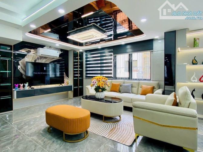 Chính chủ cần nhượng lại nhà hẻm 7m Phan Văn Khoẻ, Q6 (DTCN hơn 75m2). Giá chốt 2Tỷ380 3