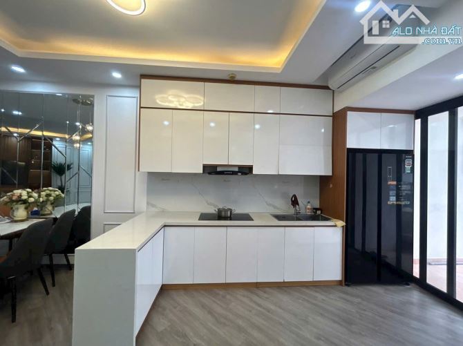 CHO THUÊ NHÀ 86M2 X 3 TẦNG, LÔ GÓC, Ô TÔ, KINH DOANH, CẦU GIẤY, HÀ NỘI 3