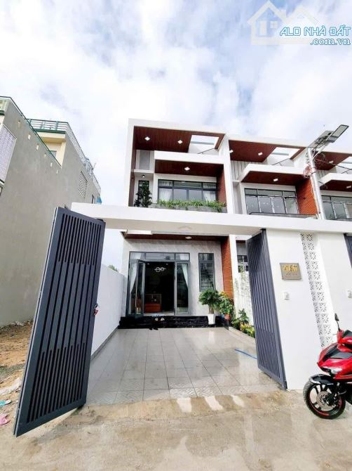 Nhà lầu ngay cây xăng 75 Đồng Khởi Biên Hoà - Giá 1,7 tỷ Thanh toán 500tr sở hữu ngay